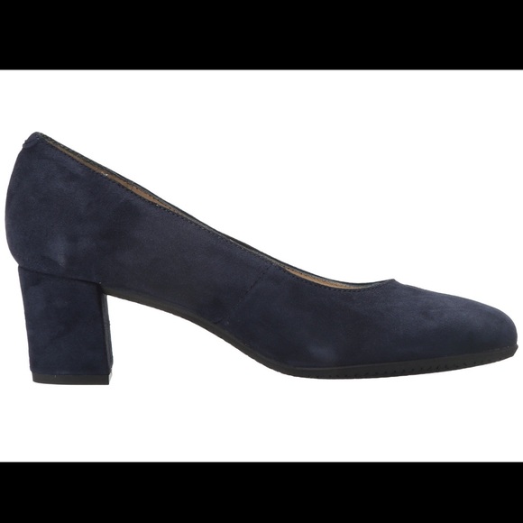Eric Michael Suede Pumps - Picture 12 of 16